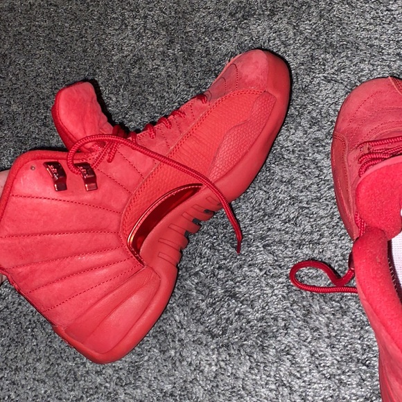 RARE- red jordan 23s. - Picture 5 of 5